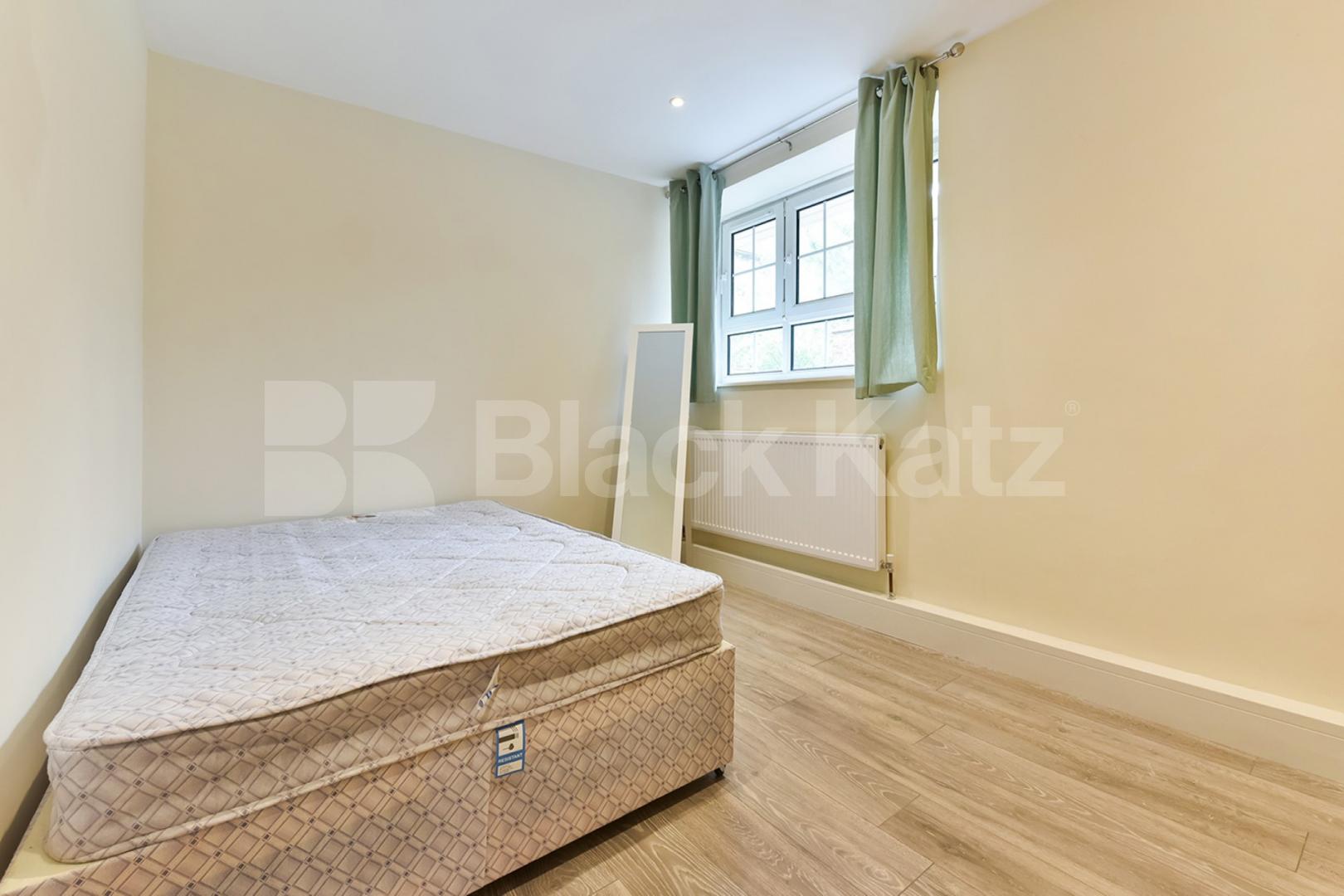 Recently Refurbished, Contemporary & Stylish  Wickstead House County Street, Borough/Elephant and Castle